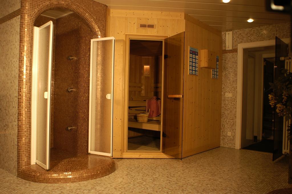 Hotel Maibad Sterzing Buitenkant foto